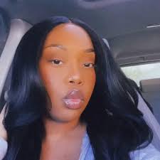 Ummmm hello where she at 😍😍!?!? This Momma is getting herself a monster  truck 🤣