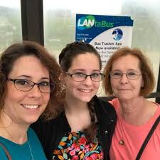 What nail salon/spa in Palmer is open after 6pm for a Christmas gel  manicure?