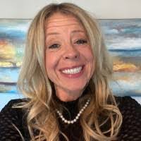 Marta Haynes's Instagram, Twitter & Facebook