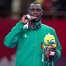 حرص رئيس مجلس إدارة نادي الهلال، فهد بن نافل بن سعد، على تكريم لاعب الزعيم والمنتخب السعودي للكاراتيه، طارق حامدي، بمناسبة تأهل إلى دورة الألعاب. Ø·Ø§Ø±Ù‚ Ø­Ø§Ù…Ø¯ÙŠ Tareqalhamdi Twitter