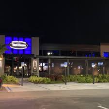 Whether you're in the mood for a grilled burger and a pint of your favorite ale, or seared ahi and a chilled martini, yard house has something for everyone. Yard House American Restaurant In Naples