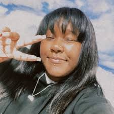 Millie Higgins (@MillieHiggins19)