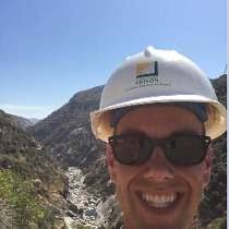 On the other end, a senior level electrical lineman (8+ years of experience) earns an average salary of $62,683. Southern California Edison Journeyman Lineman Salaries Glassdoor