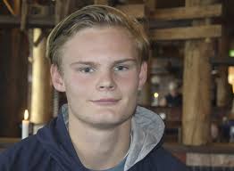 The champion of the world in #400hs karsten warholm motivational video of he running motivation training & 2 race. Sport Friidrett Gneist Gutten Som Knuser Warholms Tider