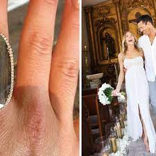 Check spelling or type a new query. Leann Rimes And Eddie Cibrian Renew Their Wedding Vows While On Holiday In Mexico Mirror Online