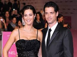 Maybe you would like to learn more about one of these? Manuela Arcuri E Il Matrimonio Con Giovanni Parla Il Fratello