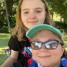 Marla Walls's Instagram, Twitter & Facebook