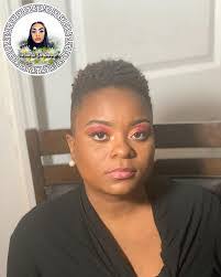 Simone Wise's Instagram, Twitter & Facebook