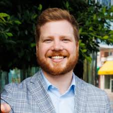 I'm happy to share that I'm starting a new position as Sr. Analyst,  Financial Reporting at Alcedio Capital Inc.! It's the end of an era, after  five amazing years, I'm leaving Harvard