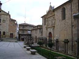 Alba de tormes is a municipality in the province of salamanca, western spain, part of the autonomous community of castile and león. Plaza De Santa Teresa De Jesus Alba De Tormes Salamanca Bild Von Alba De Tormes Province Of Salamanca Tripadvisor