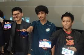 Do you start your game thinking that you're going to get the victory this time but you get sent back to the lobby as soon as you land? Kisah Manay Jadi Atlet E Sports Indonesia Bermodal Ponsel Retak