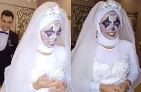 رجعت لأبوها بفستان الفرح هروب عروسة من عريسها ليلة الدخلة بعد 5 سنوات خطوبة وحب وسبب الاعتداء عليها من العريس وأمه Fashion Skeletor Hijab