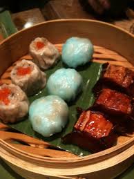 Selain nikmat, untuk membuat dimsum ayam tidak perlu pusing mencari resep dan bahan utamanya. Dim Sum Dimsum Food Food Food Fair Asian Recipes