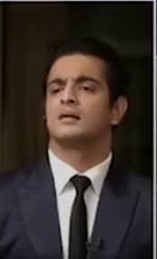 That one wannabe cool Cringe Couple in Group who thinks they're cute and  everyone is jealous of them