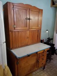 Of new castle, indiana, was one of the earliest and largest manufacturers of this product. Hoosier Restoration 1 A Hoosier Cabinet From The 1920 Or 1930 S Needs Some Restoration By Makebrooklyn Lumberjocks Com Woodworking Community