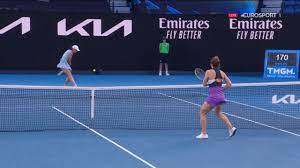 Watch live anytime, anywhere via eurosport.com: Simona Halep A Reusit Punctul Turneului Contra Lui Swiatek Pur Si Simplu Magic Tenis Video Eurosport