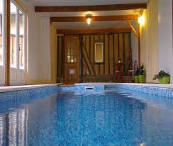 Pour un séjour détente, choisissez un gîte ou une chambre d'hôtes avec piscine en normandie. Villa Normande Avec Piscine Interieure Chauffee A La Noe Poulain