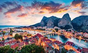 · eat plenty of wholegrain cereals. La Ciudad De Omis Un Secreto Por Descubrir En Croacia