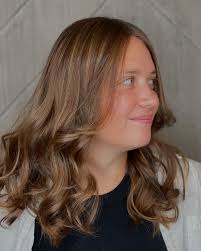 Subtle sun kissed #bronde ✨ • • • • #color #inspiration #highlights  #foilayage #balayage #olaplex @olaplex #blonde #babylights #redken  #nofilter #beforeandafter #wella #redkenshadeseq #novahairstylist @redken  #hairstylist #hair #hairsalon #hairgoals ...