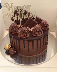 Jun 08, 2019 · triple chocolate cake with dark, milk and white layers and a chocolate drip! Chocolatebirthdaycake Chocolate Cake Decoration Chocolate Cake Designs Chocolate Cake Recipe