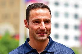 Tue. 11:13 a.m.: Cleveland's Chris Antonetti voted MLB Executive of the  Year