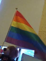 Для этого перетащите изображение на серую область. Rainbow Flag Regenbogen Gif On Gifer By Beazentrius