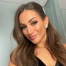 Layla Galloway's Instagram, Twitter & Facebook