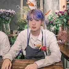 Seokjin's favourite flowers are irises. Seokjin Florist In 2021 Kim Seokjin Seokjin Kim