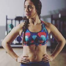 Mariana pajón no ha dicho si fue un beso traidor el causante de sus males, lo que sí saben sus seguidores es que la reina mundial de la bmx quedó en cuarto lugar en la copa del mundo de esta especialidad, disputada en francia, donde se le vio muy por debajo de su habitual rendimiento. La Hermosa Razon Por La Que Mariana Pajon Cambio De Look Tendencias Los40 Colombia