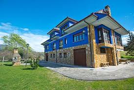 Offering sea and mountain views, casas rurales playa de guadamia is located in large grounds in llames de pria. Alquiler Vacaciones Apartamentos Y Casas Rurales En Asturias