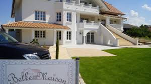 Belle maison residence & hotel olarak, sizleri, i̇stanbul'un her noktasına kolay ulaşım olanağı sağlayan konumumuz ve evinizdeki huzur ve güven ortamını bulabileceğiniz. Belle Maison Das Kleine Hotel Werbach Holidaycheck Baden Wurttemberg Deutschland