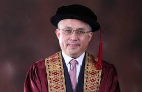 He is also the chairman of iskandar investment berhad and axiata group berhad and holds various board memberships including yayasan. Azman Mokhtar The New Utm Bod Chairperson Utm Newshub
