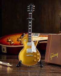 Gibson 1957 Les Paul Gold Top 1 4 Scale Mini Guitar Model Les Paul Gold Top Les Paul Les Paul Standard