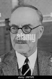 Henry tizard hi-res stock photography and images