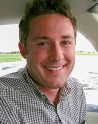 7 years. This time 7 years ago I was loading the kids up to pick Andrew up  at Midway Airport. When we got there, I decided to park. I rarely had to