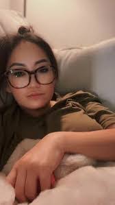 Kendra Oakley's Instagram, Twitter & Facebook