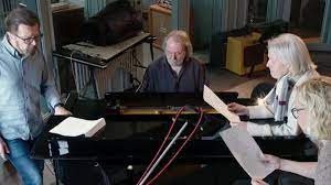 Abba was immensely popular in the seventies and eighties with world hits such as. Qhujkdl Eeiopm