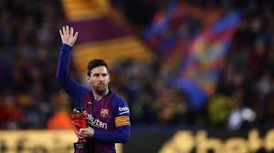 World soccer superstar lionel messi is notoriously press shy. Abschied Nach Fast 17 Jahren Messi Verlasst Den Fc Barcelona Tagesschau De