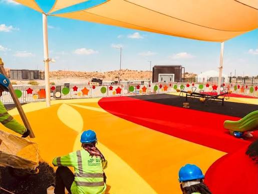 🏃‍♂️ KDF's COLORFLEX system was selected for this outdoor project in Abu  Dhabi, UAE, covering 1,500 m² of durable and resilient flooring designed  for long-term outdoor use. ✓ Ideal for schoolyards, multi-use
