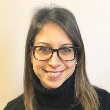 Jackie Geer's Instagram, Twitter & Facebook