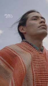 𝑷𝒆𝒓𝒔𝒐𝒏𝒂𝒋𝒆𝒔 𝒚 𝑴𝒐𝒎𝒆𝒏𝒕𝒐𝒔 𝒎𝒆𝒎𝒐𝒓𝒂𝒃𝒍𝒆𝒔  𝒉𝒊𝒔𝒕ó𝒓𝒊𝒄𝒐𝒔 𝒆𝒏 𝒆𝒍 𝒕𝒓𝒂𝒏𝒔𝒄𝒖𝒓𝒔𝒐 𝒅𝒆𝒍  𝑩𝒊𝒄𝒆𝒏𝒕𝒆𝒏𝒂𝒓𝒊𝒐., Cada hilo, cada textura, cada detalle en el  rostro cuenta una historia., El equipo de vestuario y maquillaje trabajó  con ...