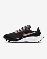 Nike sportswear essential bv4096 女子起绒长裤 359元起. Nike Air Zoom Pegasus 37 å¥³æ¬¾è·'éž‹ Nike Tw