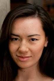 Kara Gee's Instagram, Twitter & Facebook