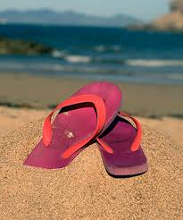 In parts of texas they are known as clam diggers. Beware The Angle Of Ankles In Jandals Stuff Co Nz
