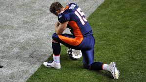 Tebow mania is spreading with every denver broncos win, one knee at a time. Tim Tebow Prevails In Trademarking Tebowing