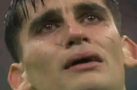 Sa se epòk Moral Istwa te gen dan devan. Misye gou wi, li di Nèg Jérémie  konn mete sik nan Prestige 😅😅