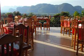 Tu hostal en nerja (màlaga), situado en el centro a 2 minutos de la playa y el balcon de europa , con grandes. Hotel La Ermita Vinales