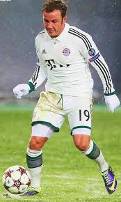 Live vom symphonieorchester und dem chor des bayerischen rundfunks eingespielt. Mario Gotze