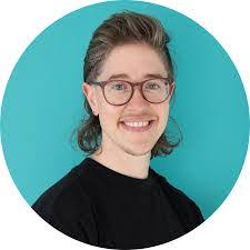 Casey Mccabe's Instagram, Twitter & Facebook