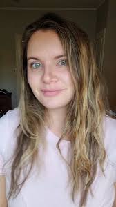 Two different ways to apply this makeup! Dot vs brush., With the dot  method, you place the makeup